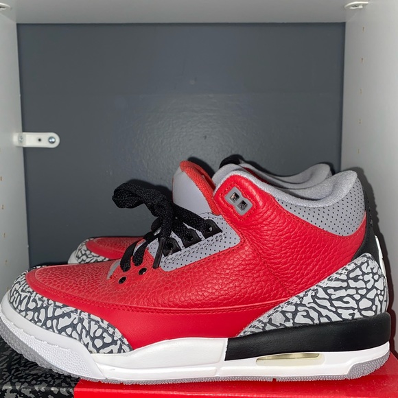 Jordan 3 SE Unite - Picture 2 of 6
